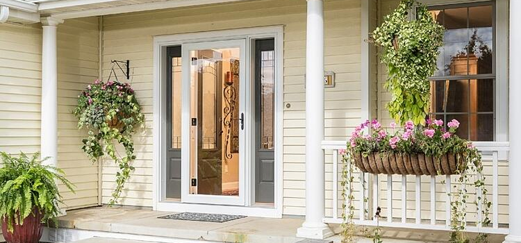 screen door installation in South El Monte